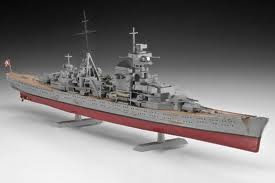 Revell 05050   Prinz Eugen German Heavy Cruiser