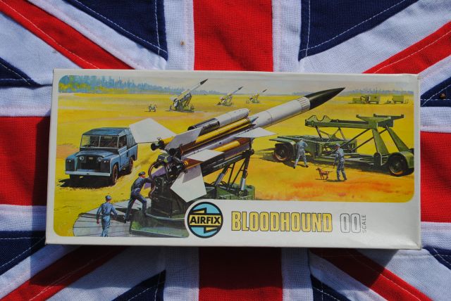 Airfix 02309-0 BRISTOL BLOODHOUND Missile with Land Rover Jeep