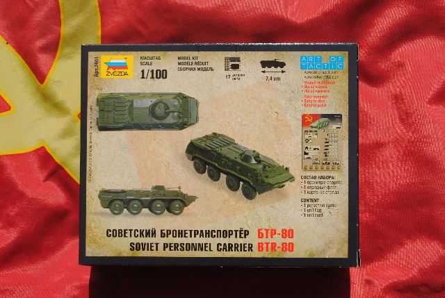 Zvezda BTR-80 SOVIET PERSONNEL CARRIER Hot War 1/100 scale 7401 