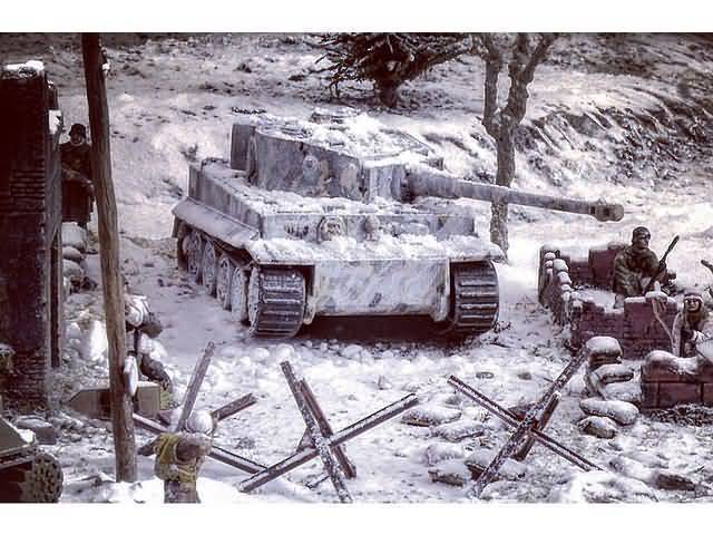 Italeri 6113 Bastogne December 1944 diorama set