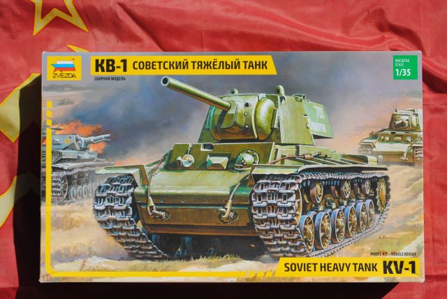 Zvezda 3539 Soviet Heavy Tank KV-1
