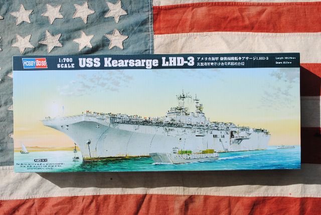 Hobbyboss 1/700 83404 USS Kearsarge LHD-3 Amphibious Attackship Model Kit