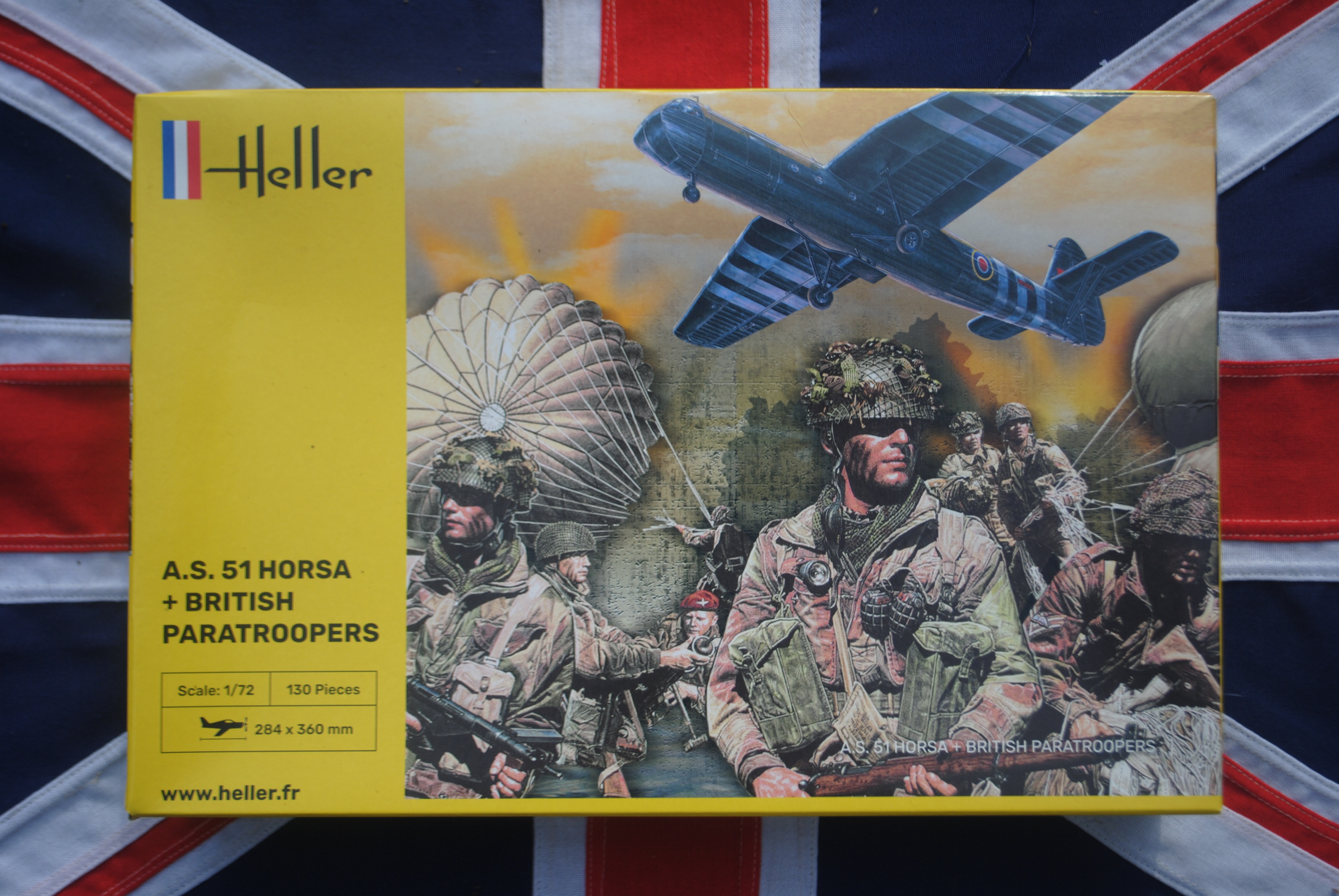 Heller 30313 A.S. 51 Horsa + British Paratroopers