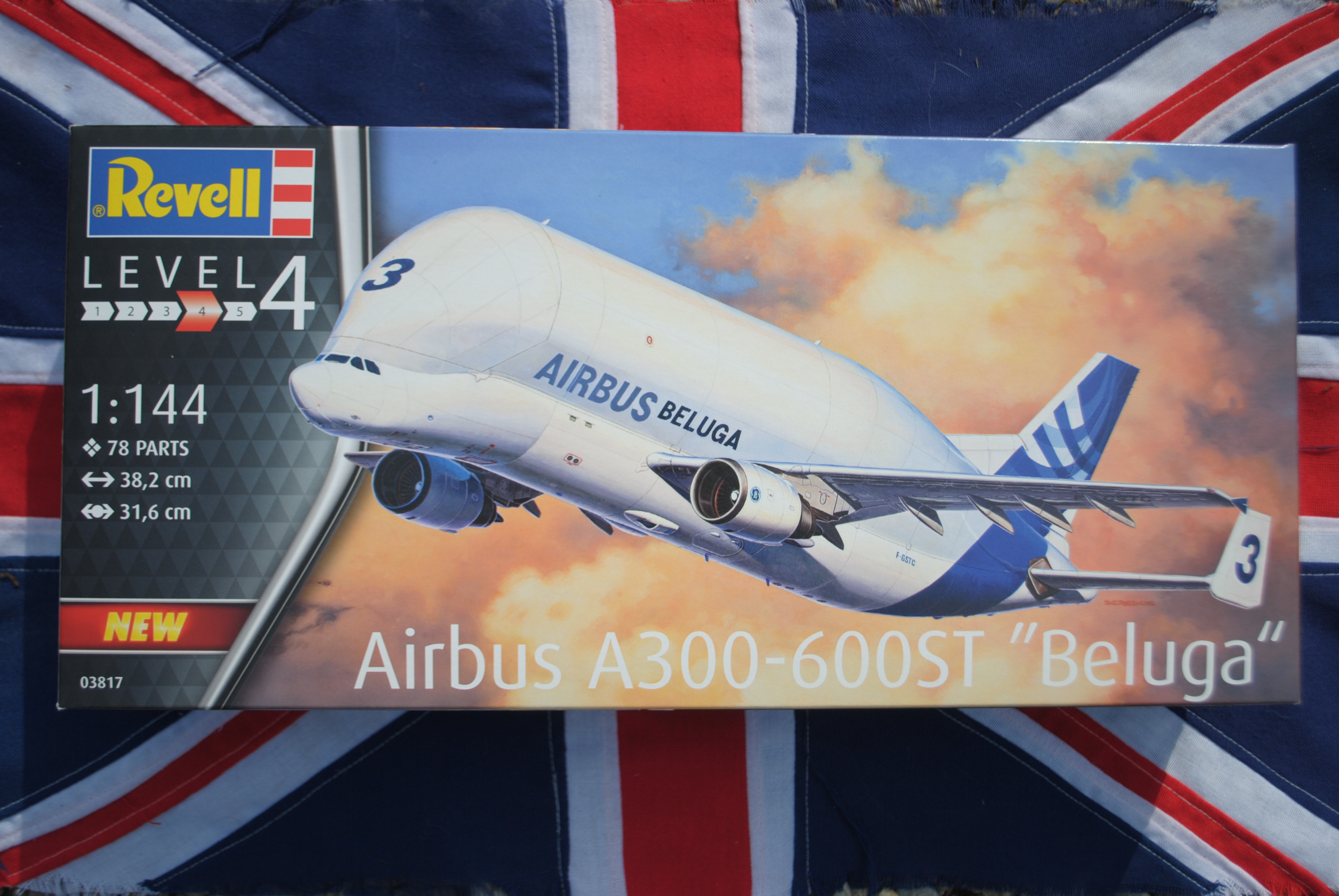 Revell 03817 Airbus A300-600 ST “Beluga” - grootste