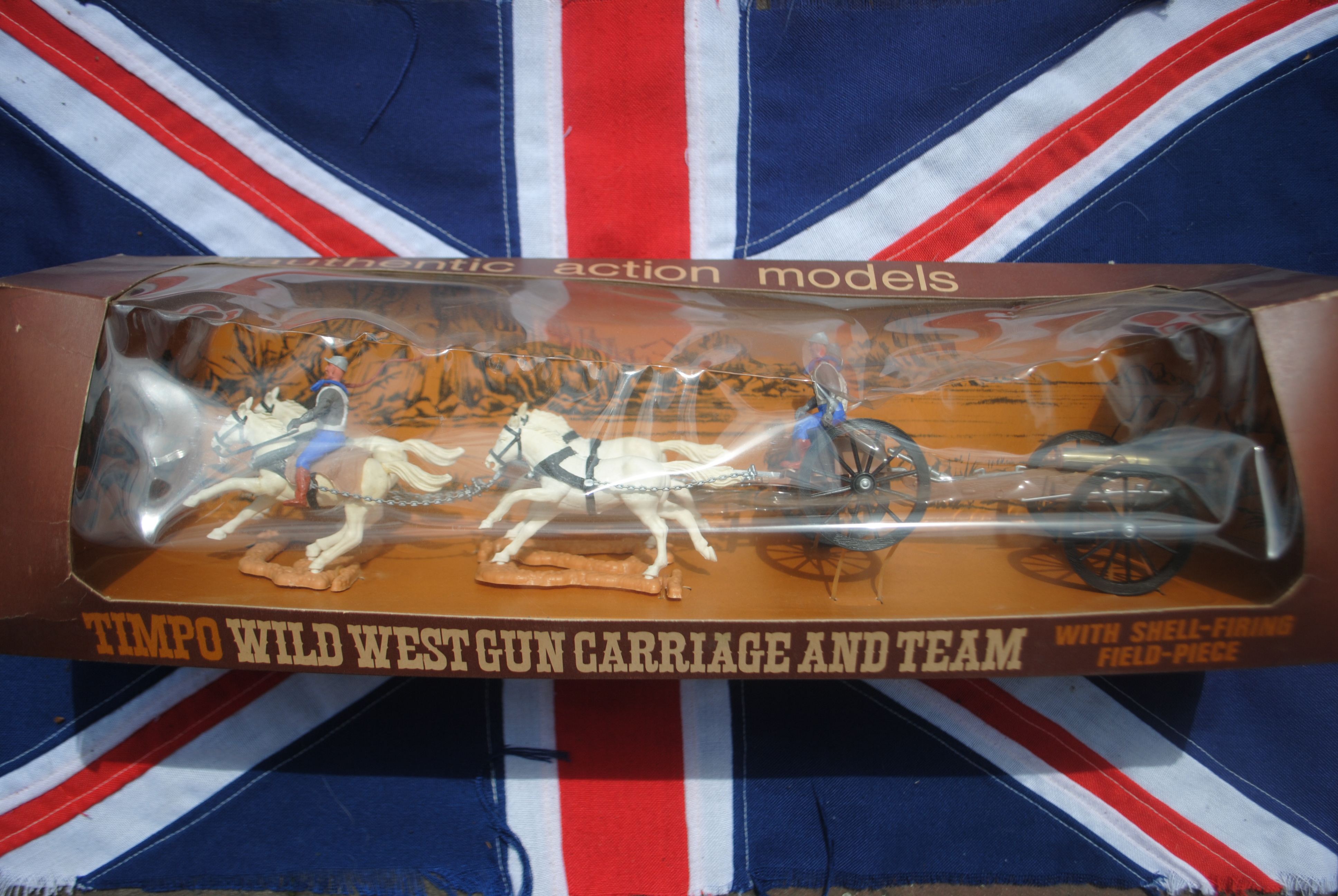 Timpo Toys 777 Confederate Soldiers 'Wild West Gun Carriage and Team with Shell-Firing Field-Piece' 