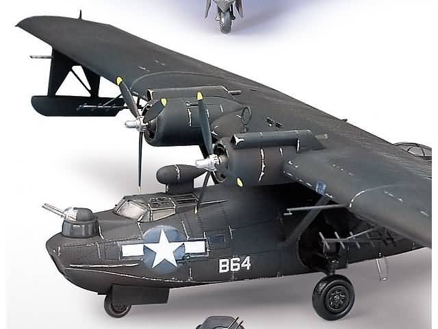Academy 12487 Consolidated PBY-5A Catalina 