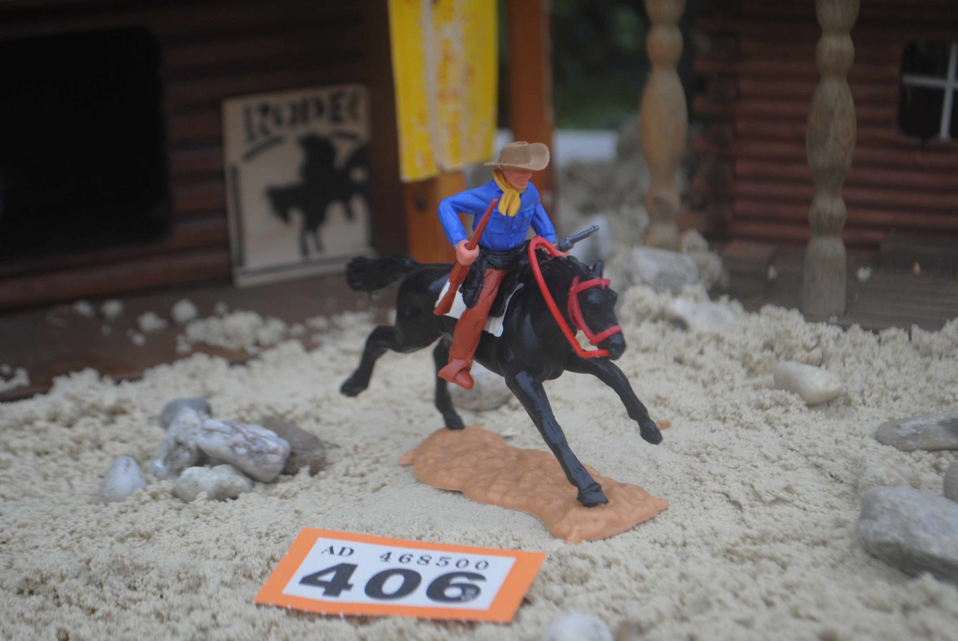 Timpo Toys O.406 Cowboy riding 2nd version