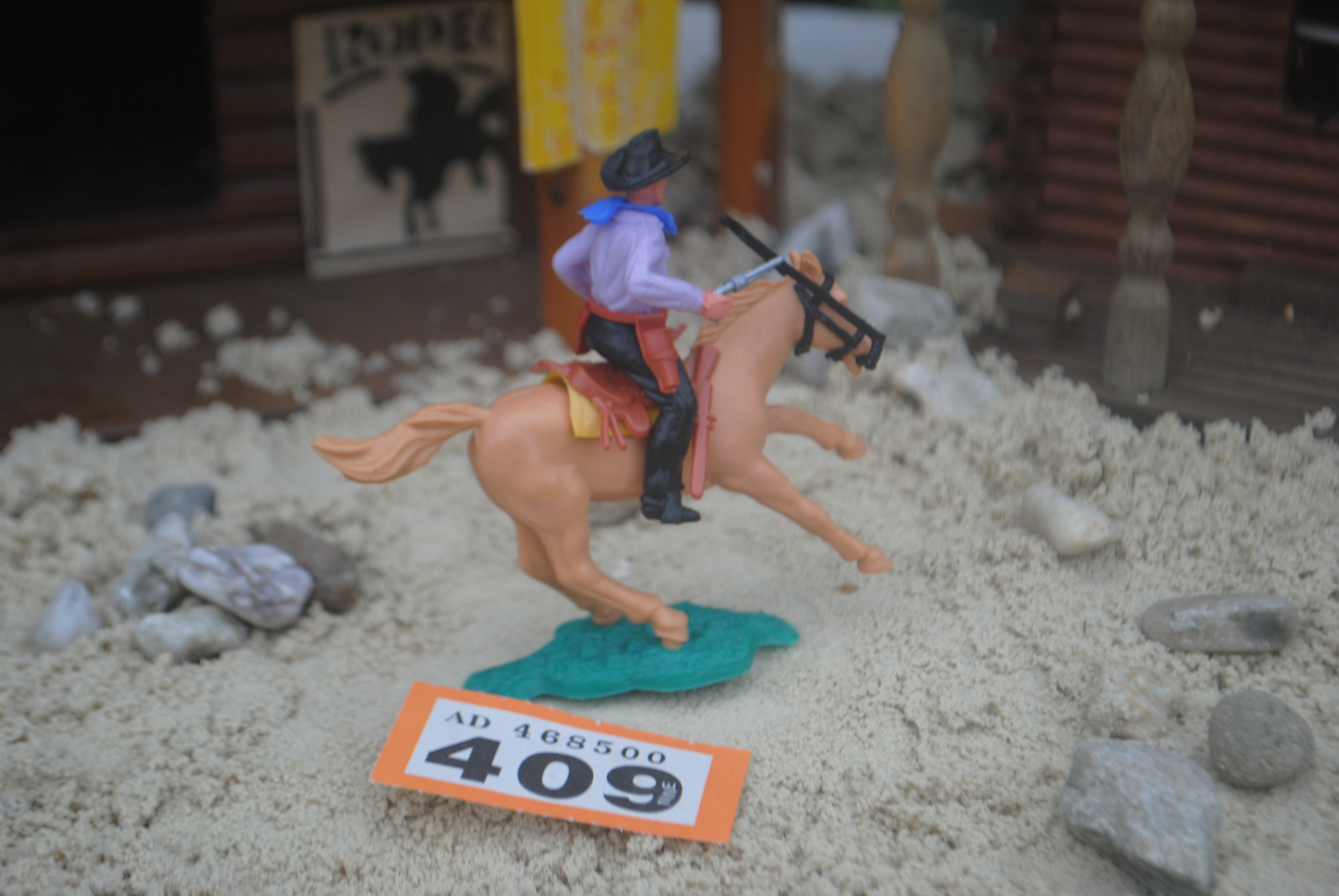 Timpo Toys O.409 Cowboy riding on horse 2nd version