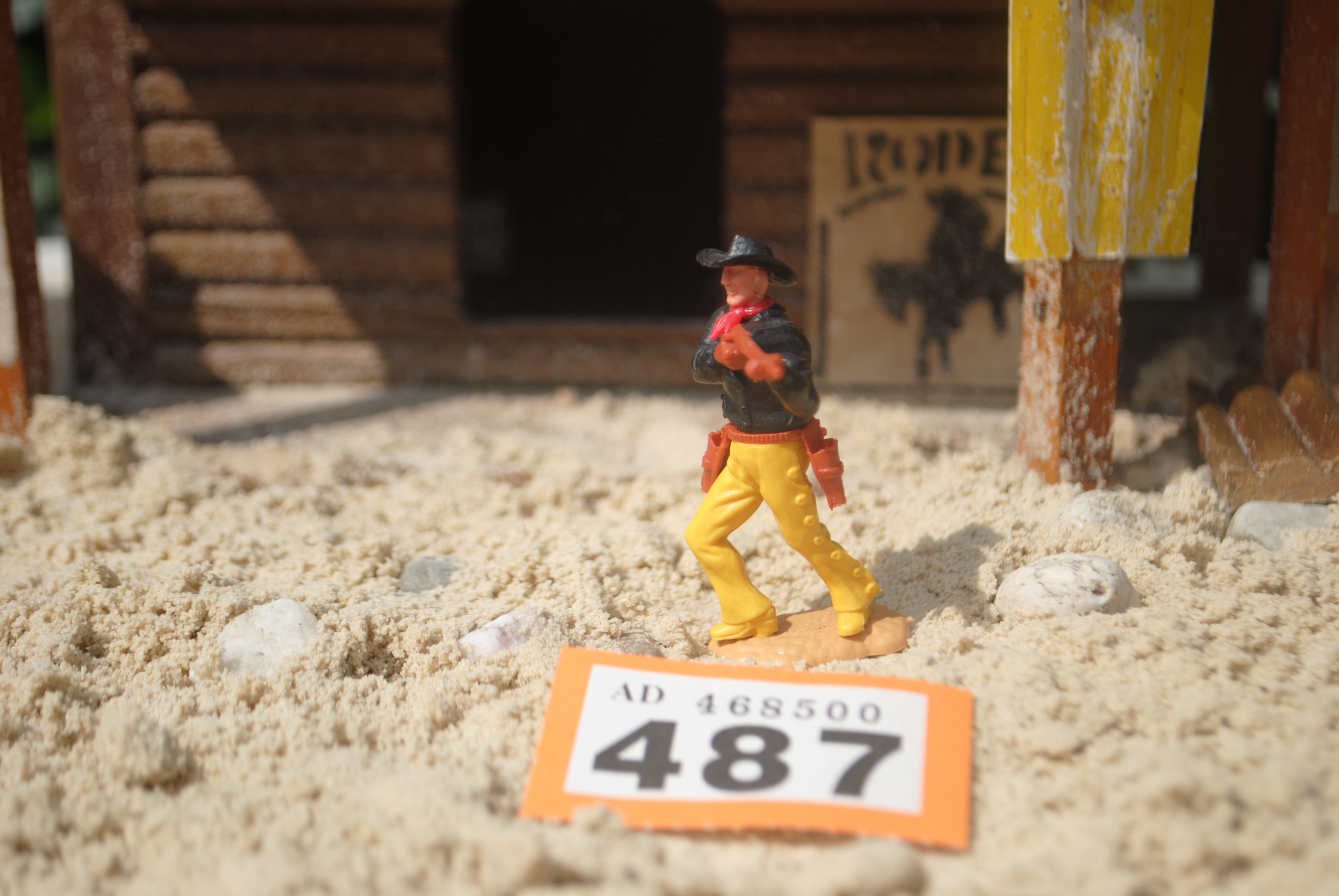 Timpo Toys O.487 Cowboy Standing 2nd version