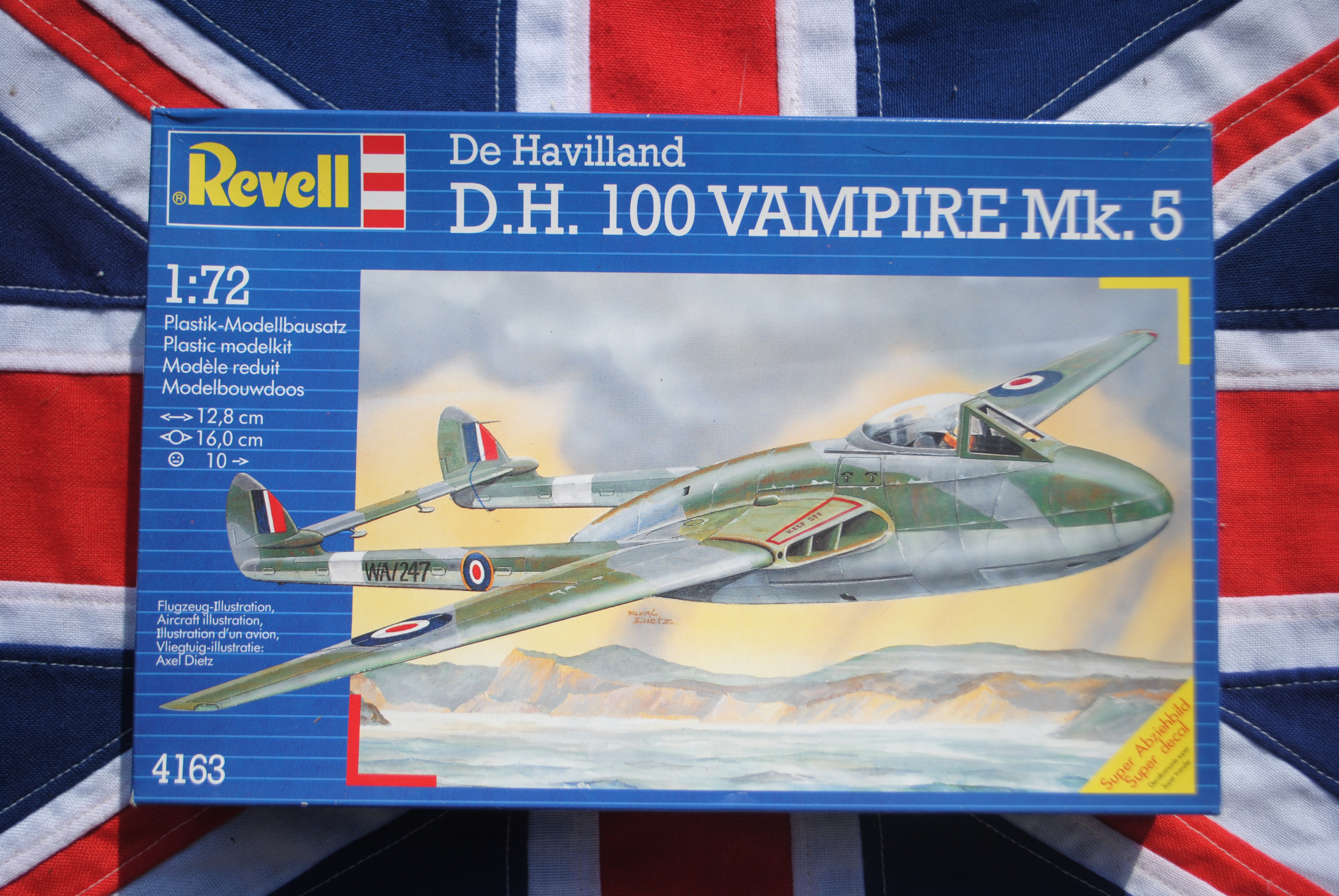 Revell 4163 De Havilland D.H. 100 Vampire Mk.5