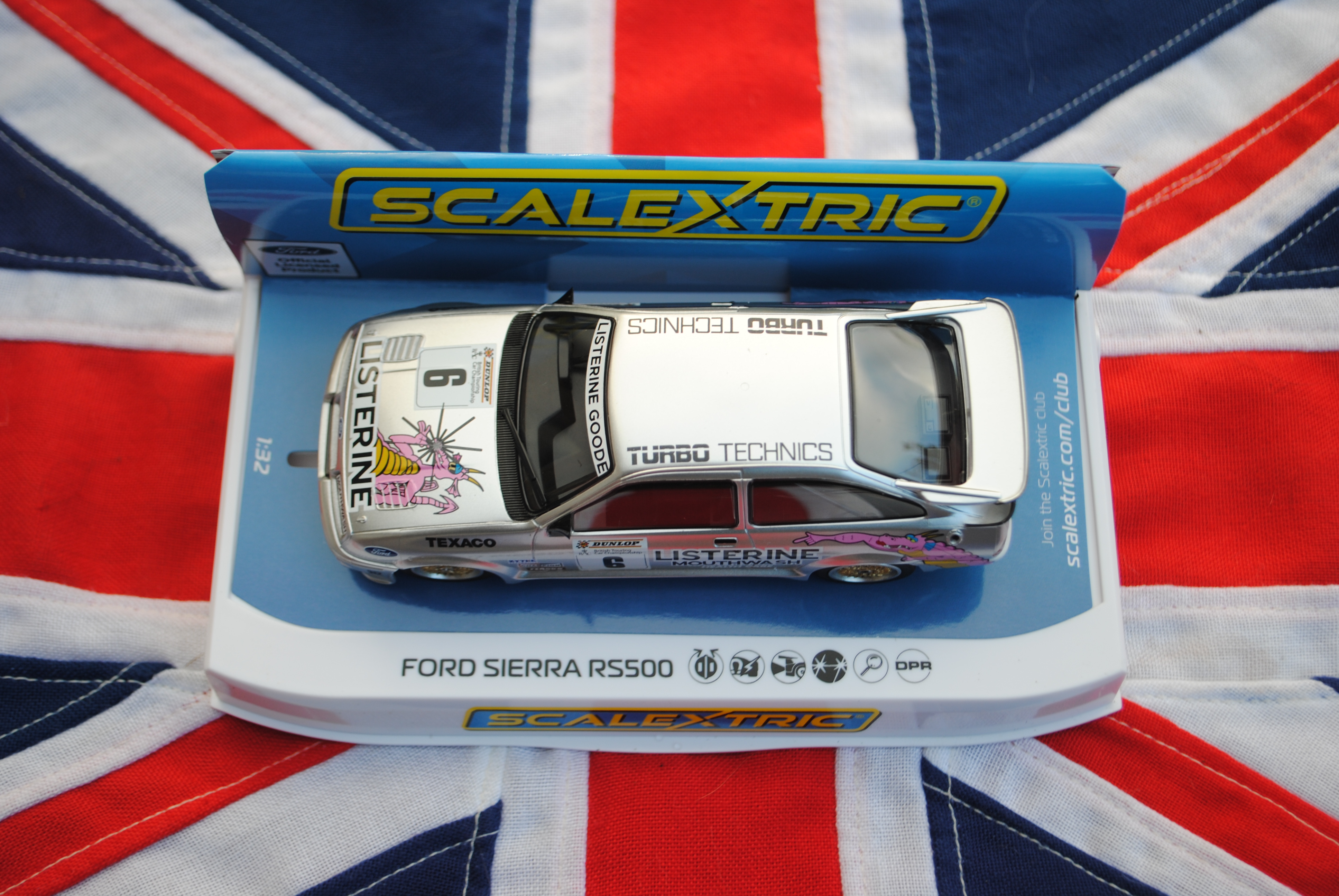 ScaleXtric C4146 Ford Sierra RS500 Listerine