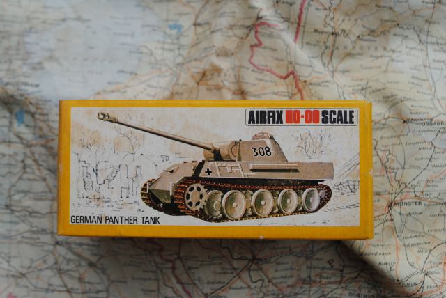Airfix HO-00 Scale 1830 GERMAN PANTHER TANK