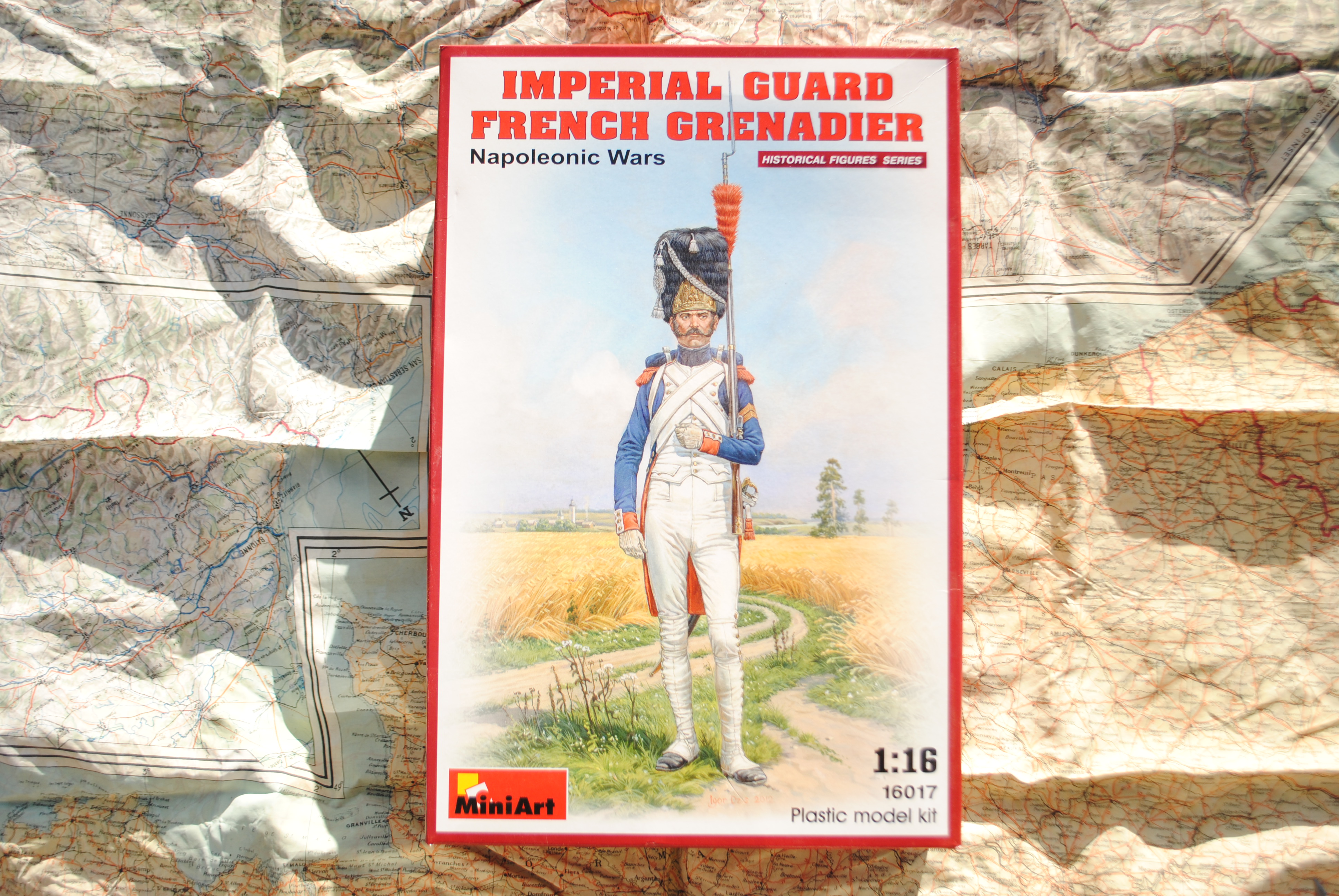MiniArt 16017 IMPERIAL GUARD FRENCH GRENADIER 'Napoleonic Wars'