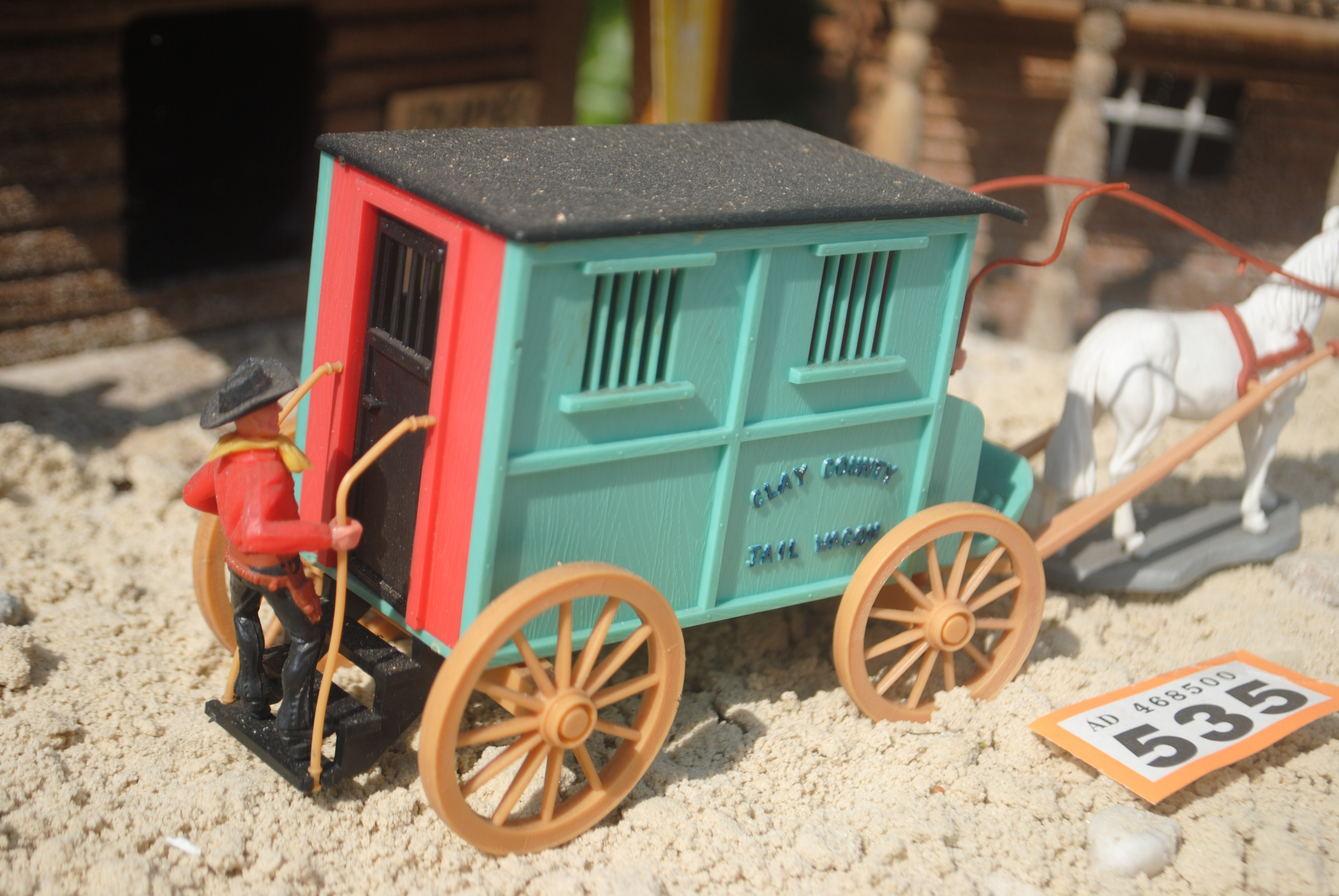 Timpo Toys O.535 Jail carriage with coachman, 2nd version