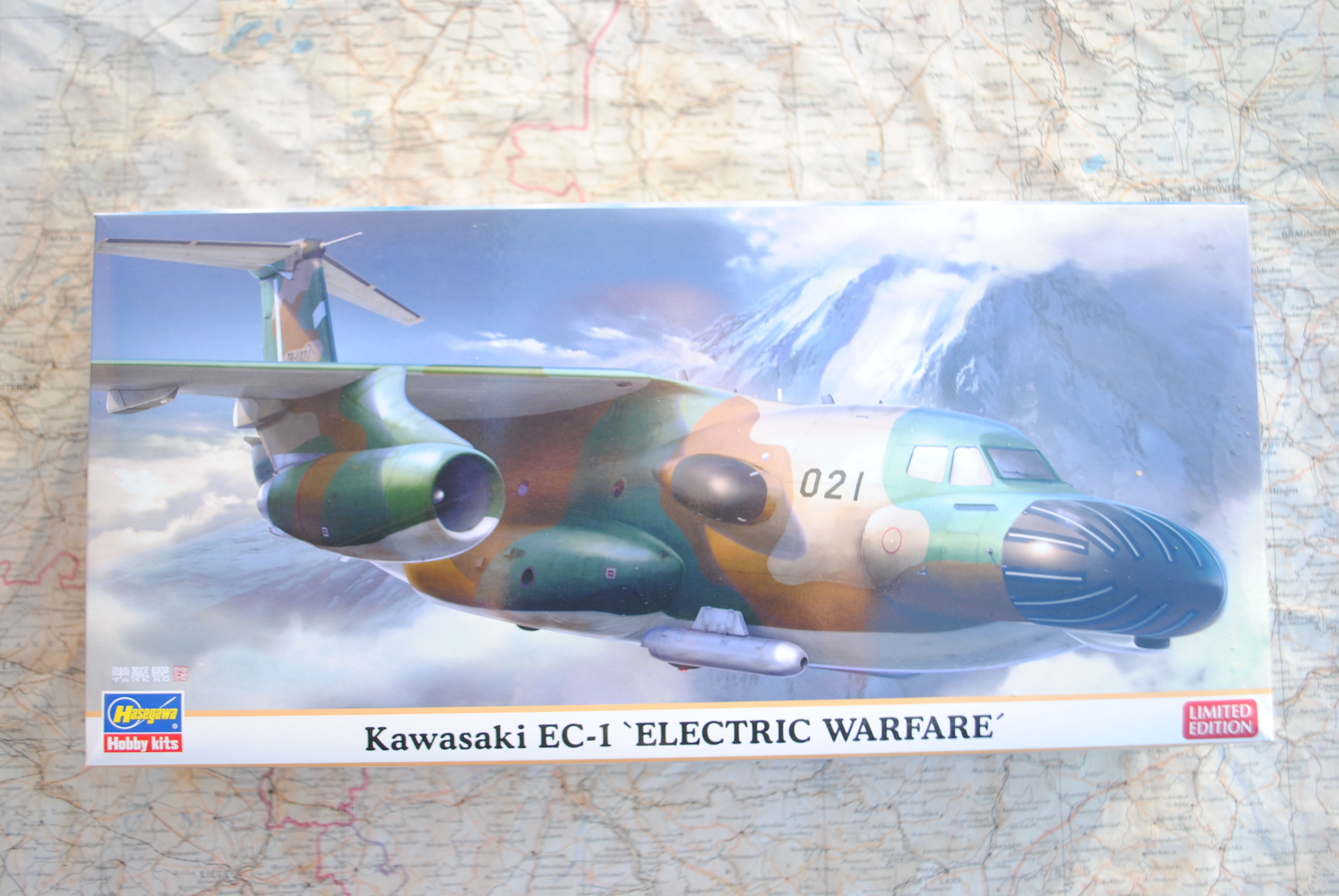 Hasegawa 10842 Kawasaki EC-1 “ELECTRIC WARFARE”