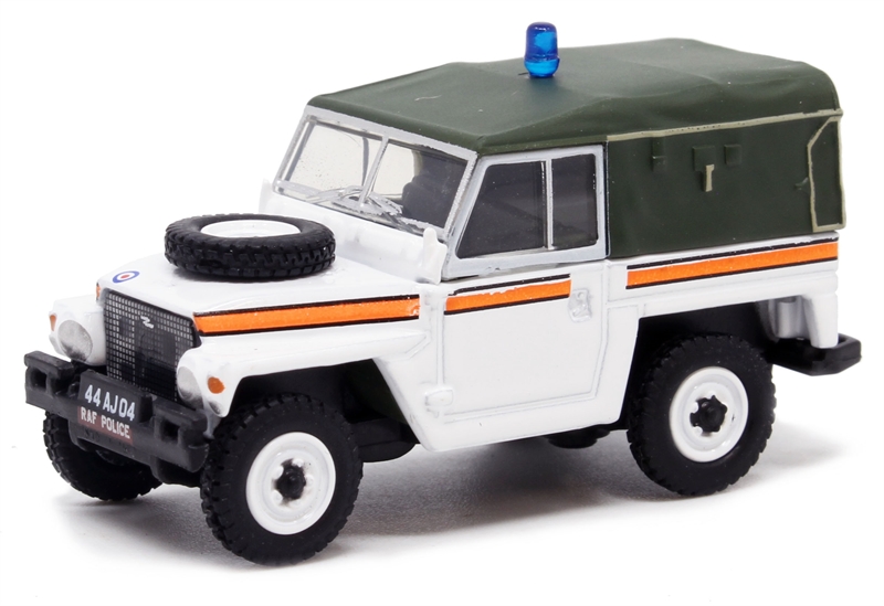Oxford 76LRL010 Land Rover Lightweight RAF Police Akrotiri