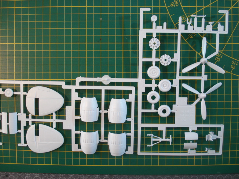 Maquette Avion C-121A constellation MATS - 1/72 - Heller 80382