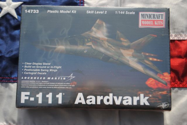 Minicraft 14733 Lockheed Martin F-111 Aardvark