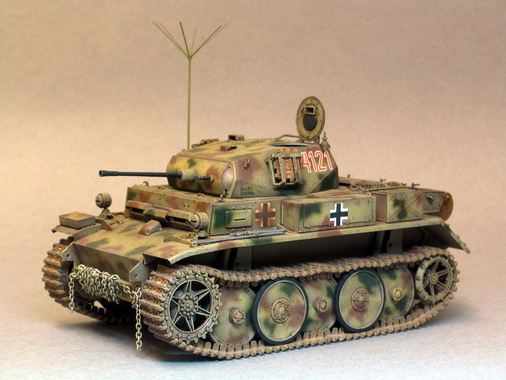 TAS35001  Panzer II Ausf.L Luchs Late Version