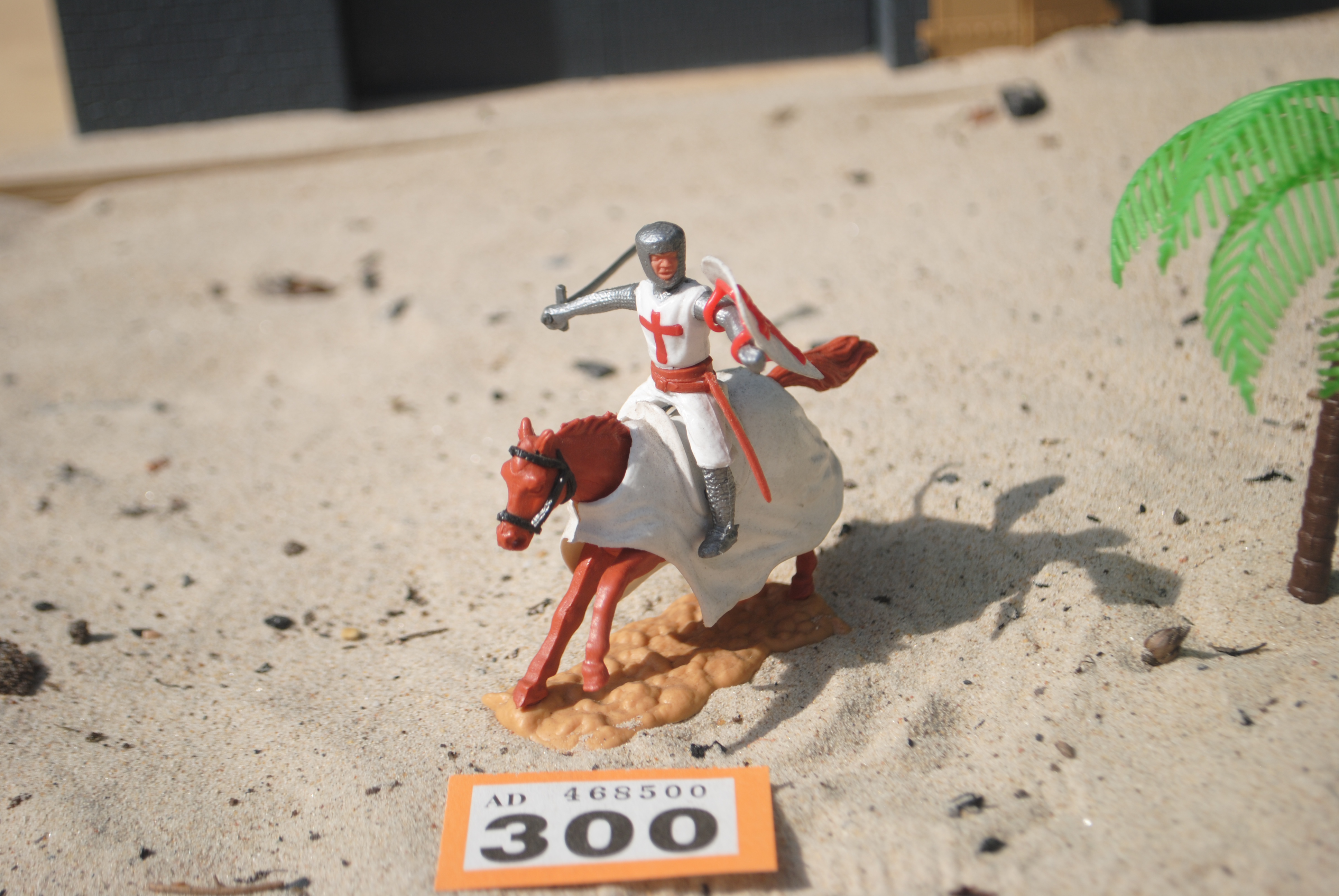 Timpo Toys O.300 Medieval Cruisader Riding 2nd version 