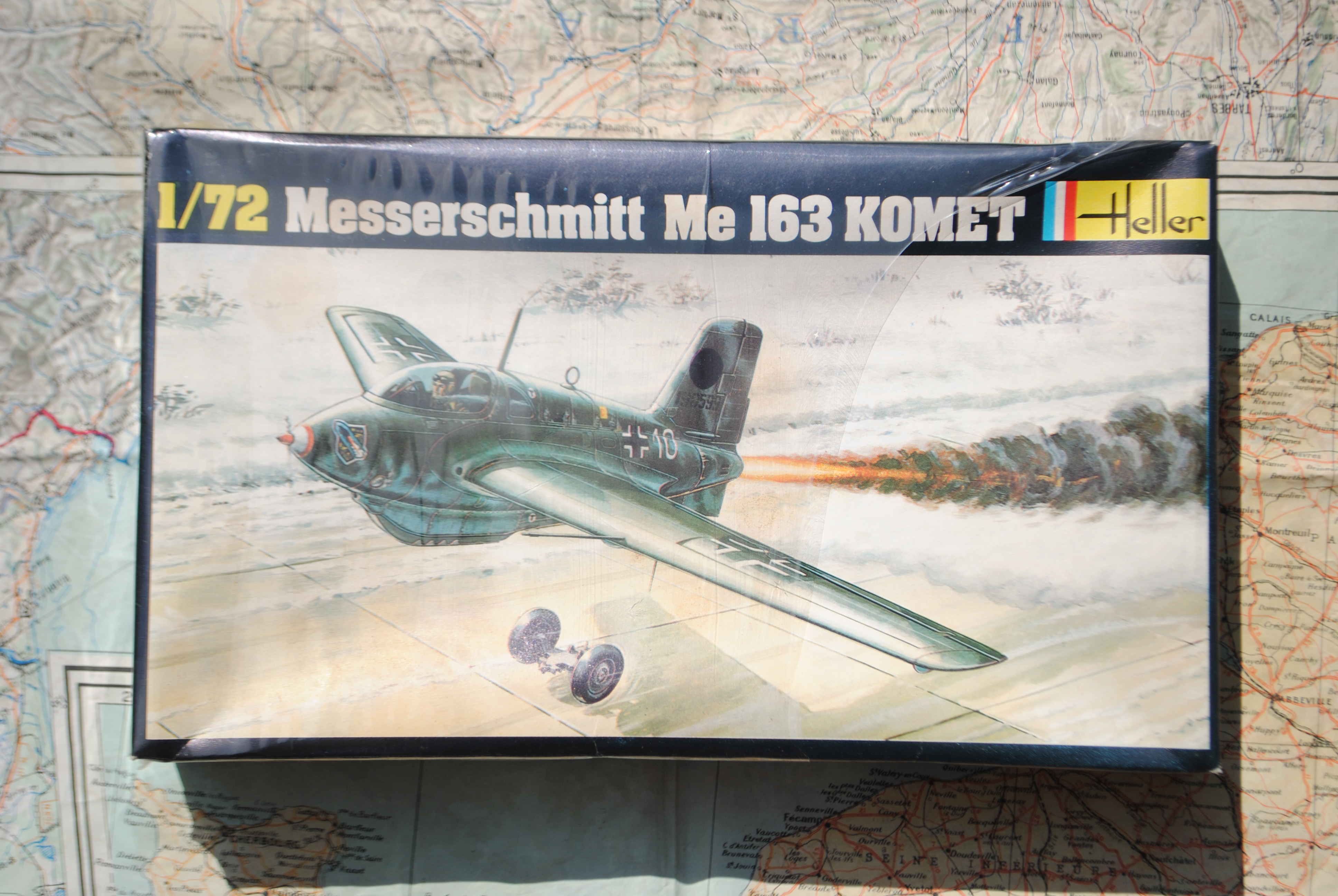 Heller 237 Messerschmitt Me 163 Komet With Tractor Unopened Grootste Modelbouwwinkel Van Europa