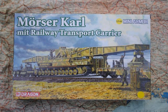 Dragon 14132 Mörser Karl mit Railway Transport Carrier