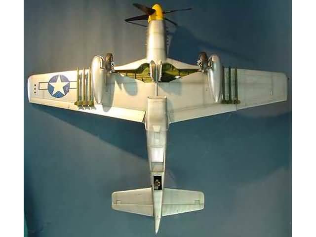Trumpeter 02401 North American P-51D Mustang IV