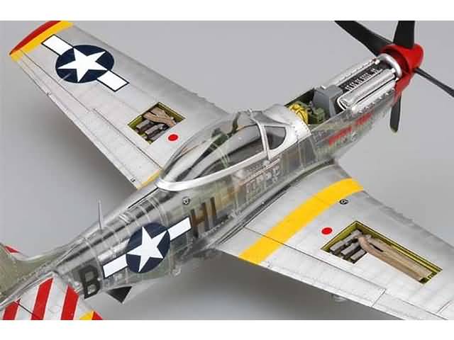 Maquette Avion P-51D Mustang Italeri - Échelle 1:72 - À Assembler Et Peindre - À Partir De 14 Ans
