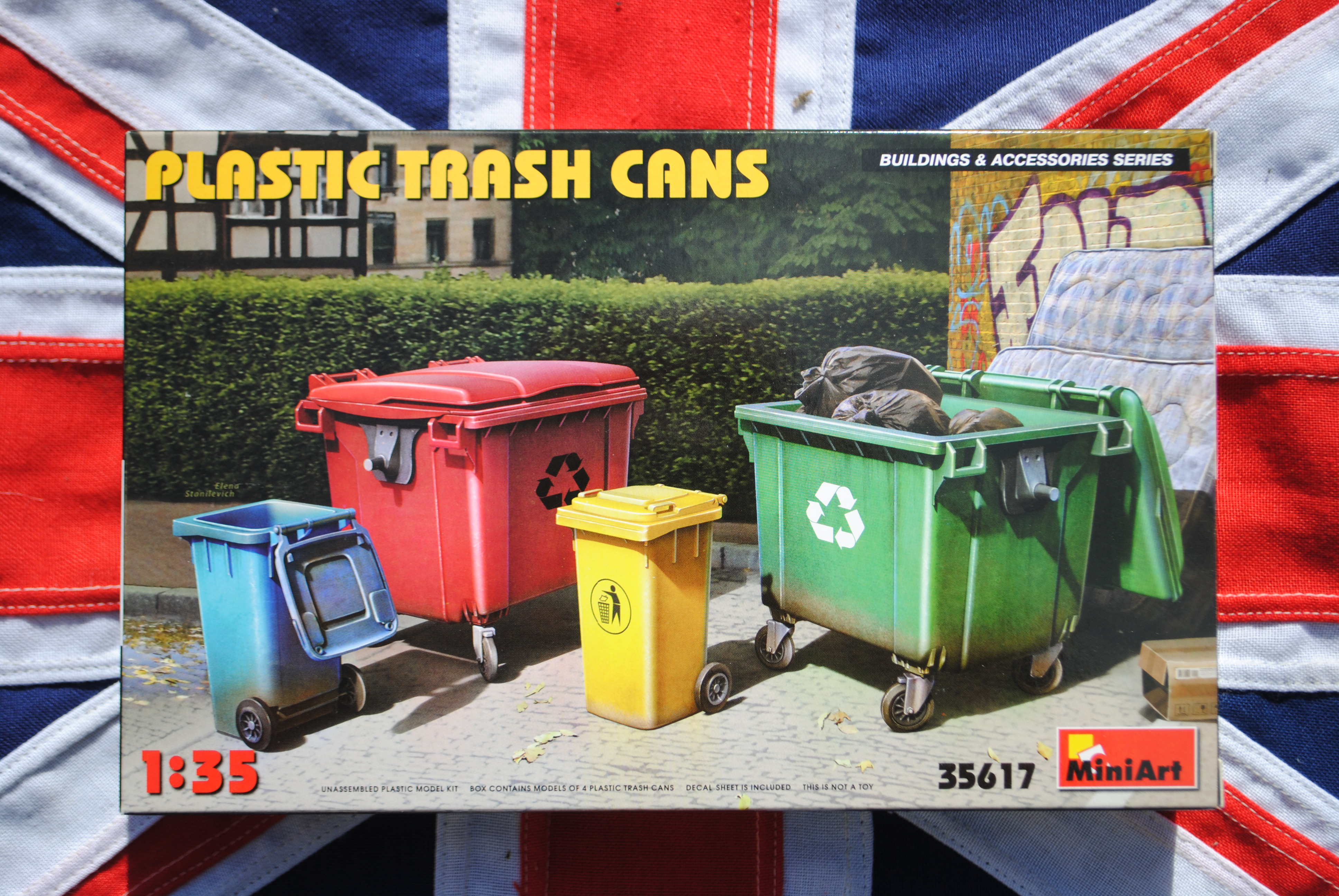 MiniArt 35617 Plastic Trash Cans 