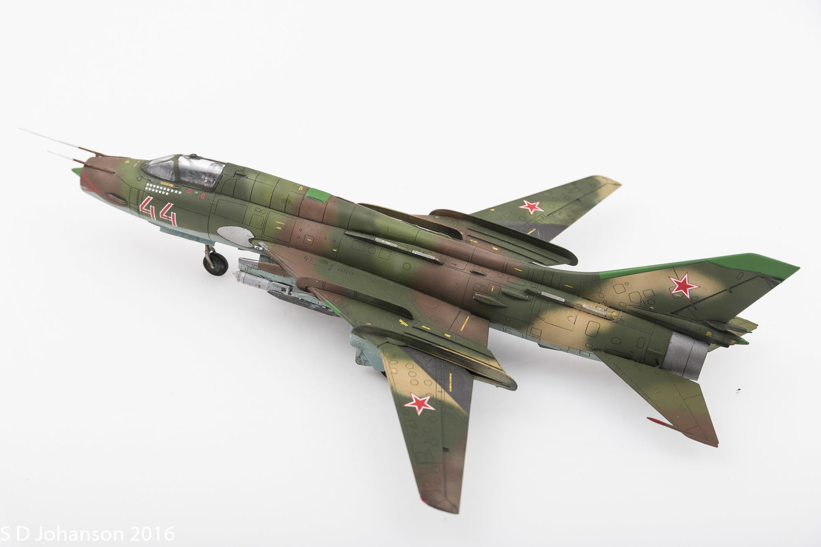 MasterCraft D-15 Sukhoi Su-17M3 