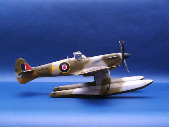Trumpeter 02404 Supermarine Spitfire Mk.Vb Float Plane