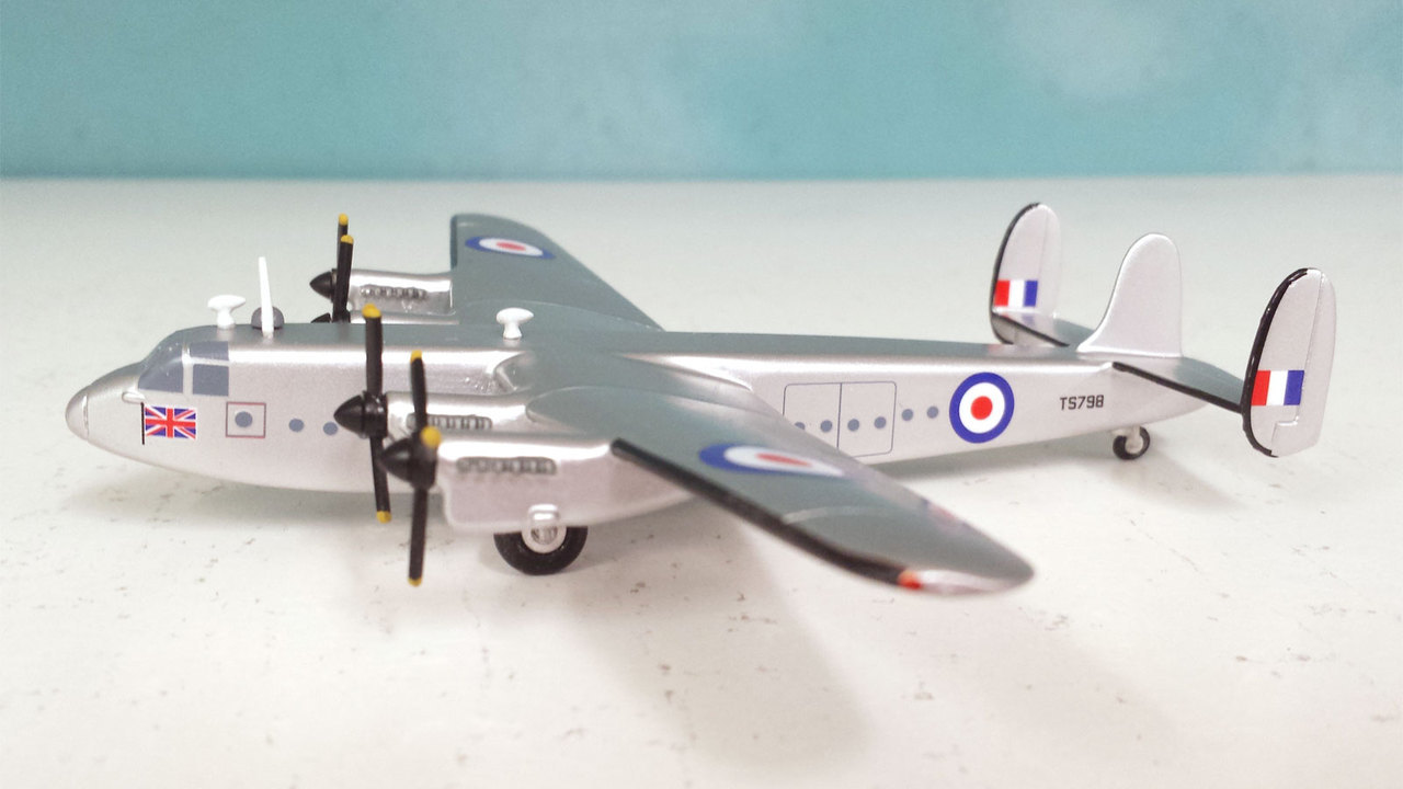 Sutcliffe Production The AVRO YORK 1 - grootste modelbouwwinkel van Europa