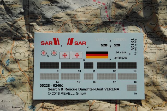 Revell 05228 VERENA Search & Rescue Daughter-Boat