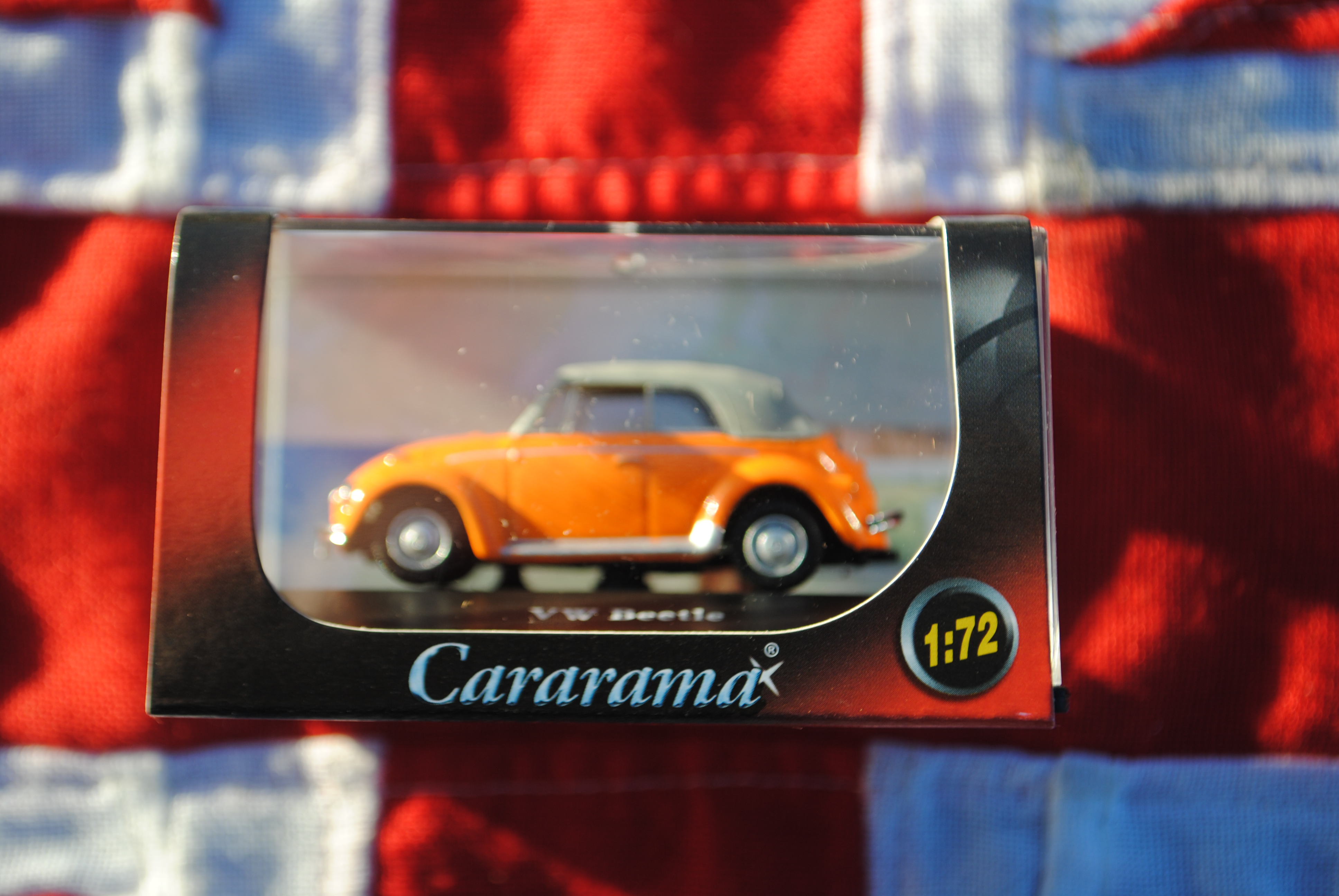 Cararama 711ND-VW02 VW Kever Cabriolet (Closed Top) Orange/Gris