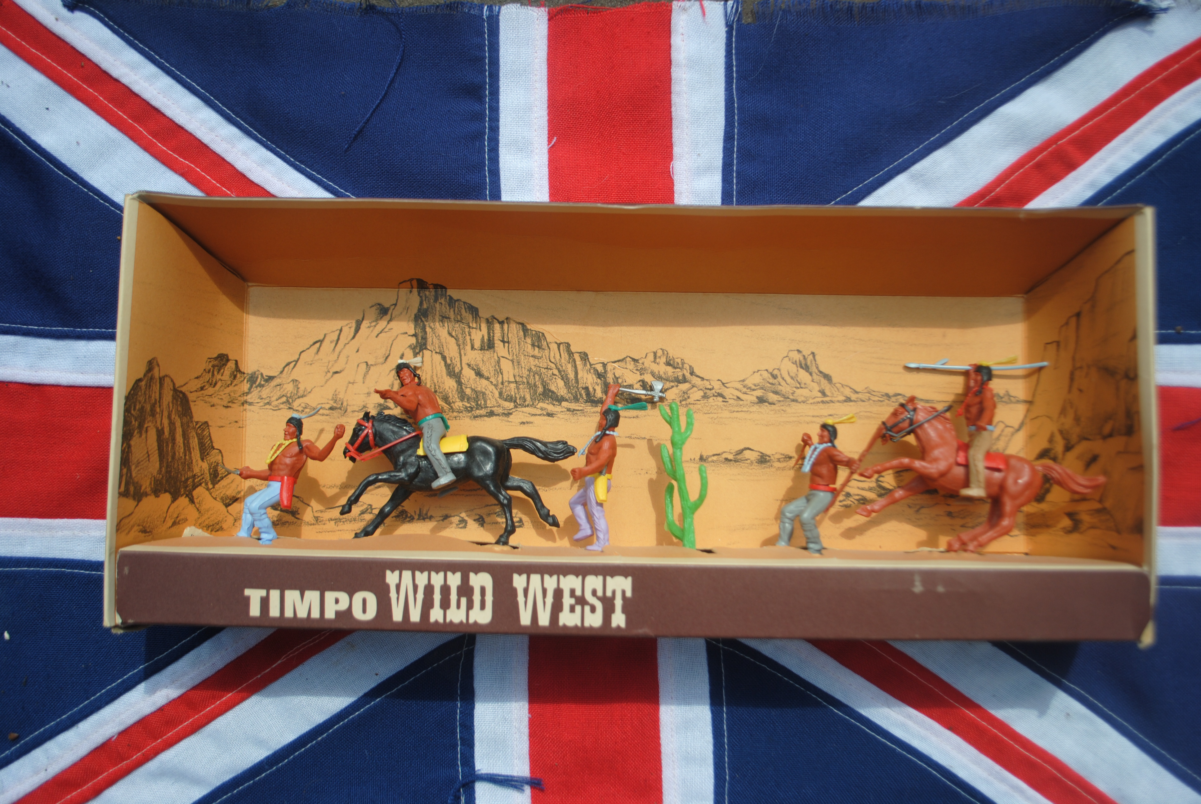 Timpo Toys 3/4/2 WILD WEST Indians