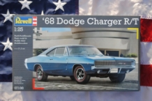 images/productimages/small/-68-Dodge-Charger-R-T-Revell-07188-doos.jpg