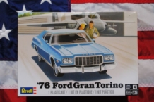 images/productimages/small/-76-Ford-Gran-Torino-Revell-85-4412-doos.jpg