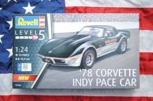 images/productimages/small/78-corvette-indy-pace-car-revell-07646-doos.jpg