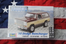 images/productimages/small/80-dodge-ramcharger-revell-85-4372-doos.jpg