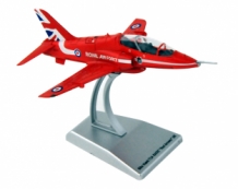 images/productimages/small/BAe-Hawk-T1A-Red-Arrows-Italeri-48186-origineel.jpg