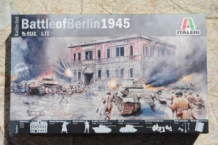 images/productimages/small/Battle-of-Berlin-1945-Italeri-6112-doos.jpg