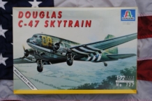 images/productimages/small/C-47-SKYTRAIN-Dakota-RAF-Italeri-0127-doos.jpg
