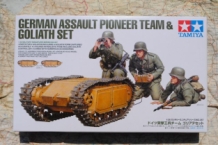 images/productimages/small/GERMAN-ASSAULT-PIONIER-TEAM-GOLIATH-SET-Tamiya-35357-doos.jpg