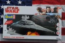 images/productimages/small/IMPERIAL-STAR-DESTROYER-STAR-WARS-Revell-06749-doos.jpg