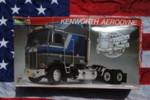 images/productimages/small/KENWORTH-AERODYNE-Revell-7413-doos.jpg