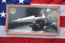 images/productimages/small/Nike-Hercules-Missile-Revell-8613-doos.jpg