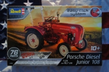 images/productimages/small/Porsche-Diesel-Junior-108-Revell-07820-doos.jpg