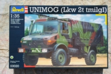 images/productimages/small/UNIMOG-Lkw-2t-tmilgl-Revell-03020-doos.jpg