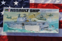 images/productimages/small/USS-Tarawa-LHA-1-ASSAULT-SHIP-U.S.Navy-Amphibious-Assault-Ship-Revell-0406-doos.jpg