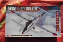 images/productimages/small/aero-l-29-delfin-amk-88002-doos.jpg